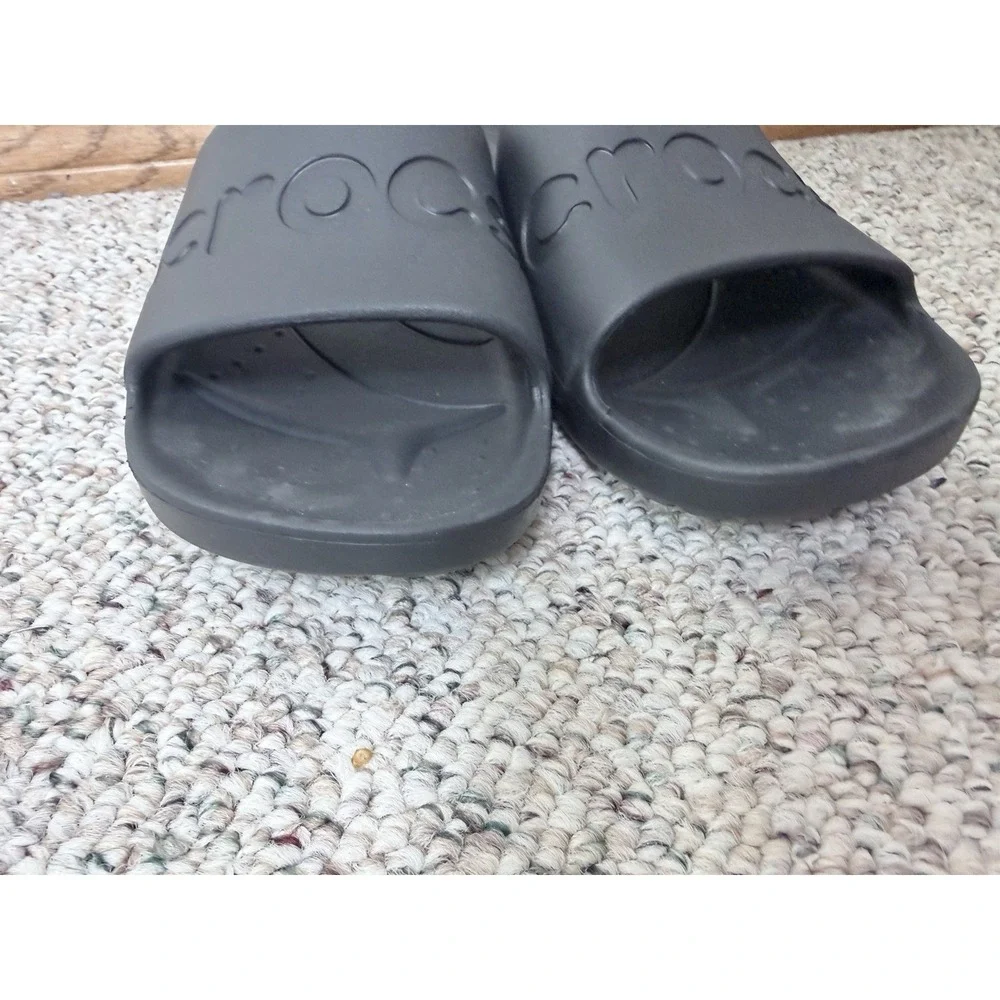 CROCS Slide Sandals Mens 7 Womens 9 Black Unisex Slip On Shoes